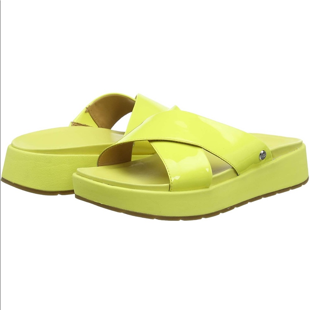 NWB UGG Emily Slide Sandal